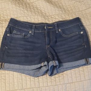 Aeropostale Midi Shorts. Like New. Size 2.